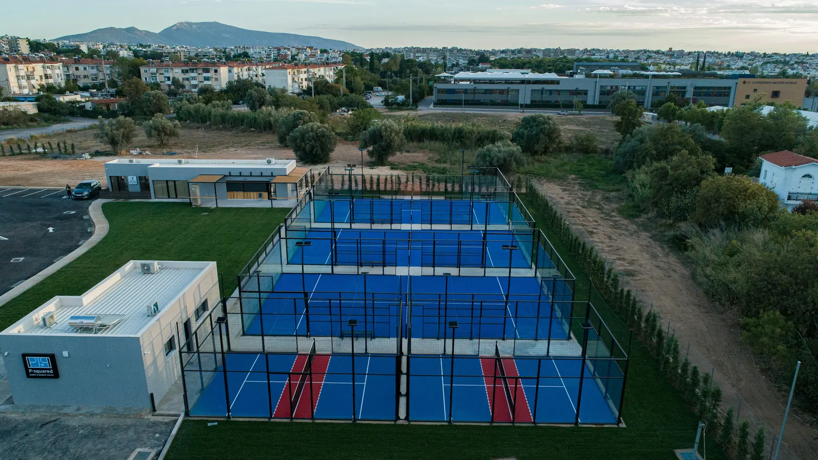 Aerial view of an outdoor padel club